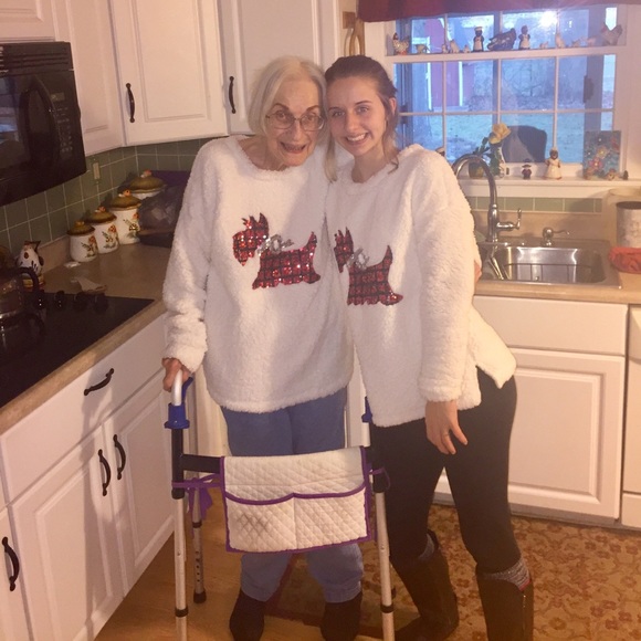 Meet your Posher, Lily - Picture 4 of 6